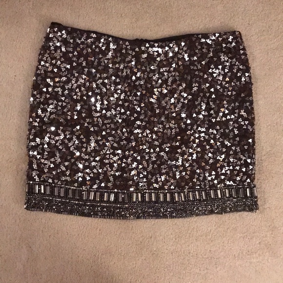 Dresses & Skirts - SEQUIN MINI SKIRT